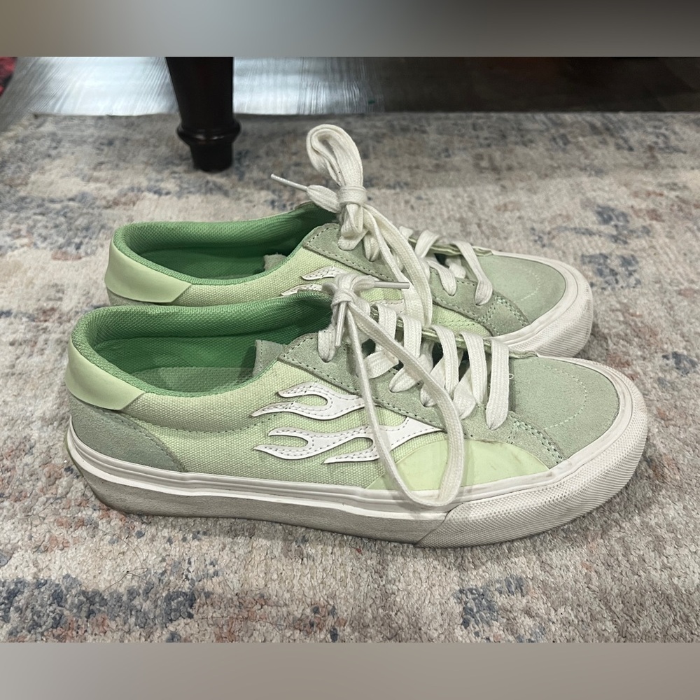 FINAL PRICE Straye Green Women's Sneakers